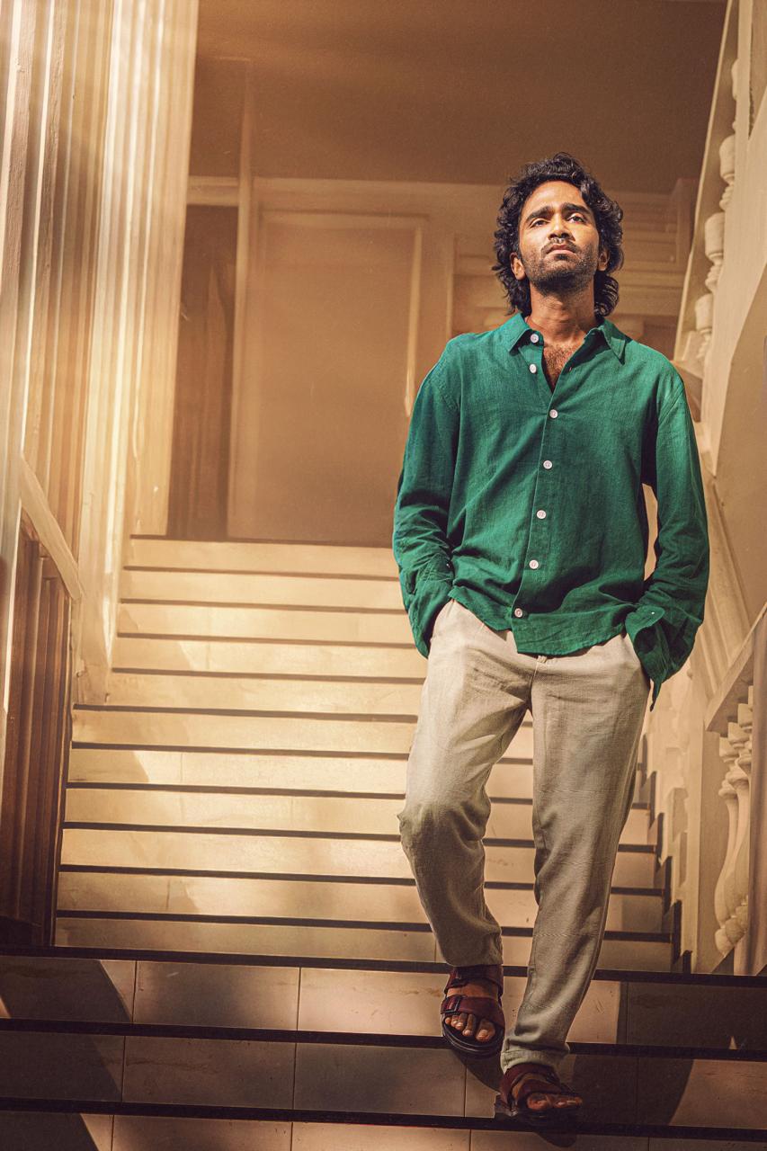 ”Nallaru Po” from Mythri Movie Makers’ Dude Wins Hearts with Soul and Sensitivity