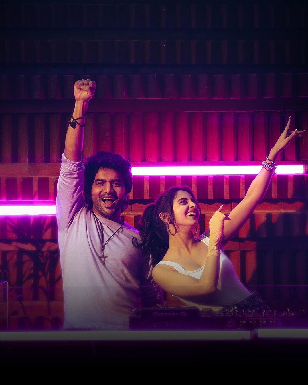 Leading OTT platform ZEE5 will exclusively stream the highly anticipated romantic Tamil movie ‘Kiss’ from November 7, 2025 onwards