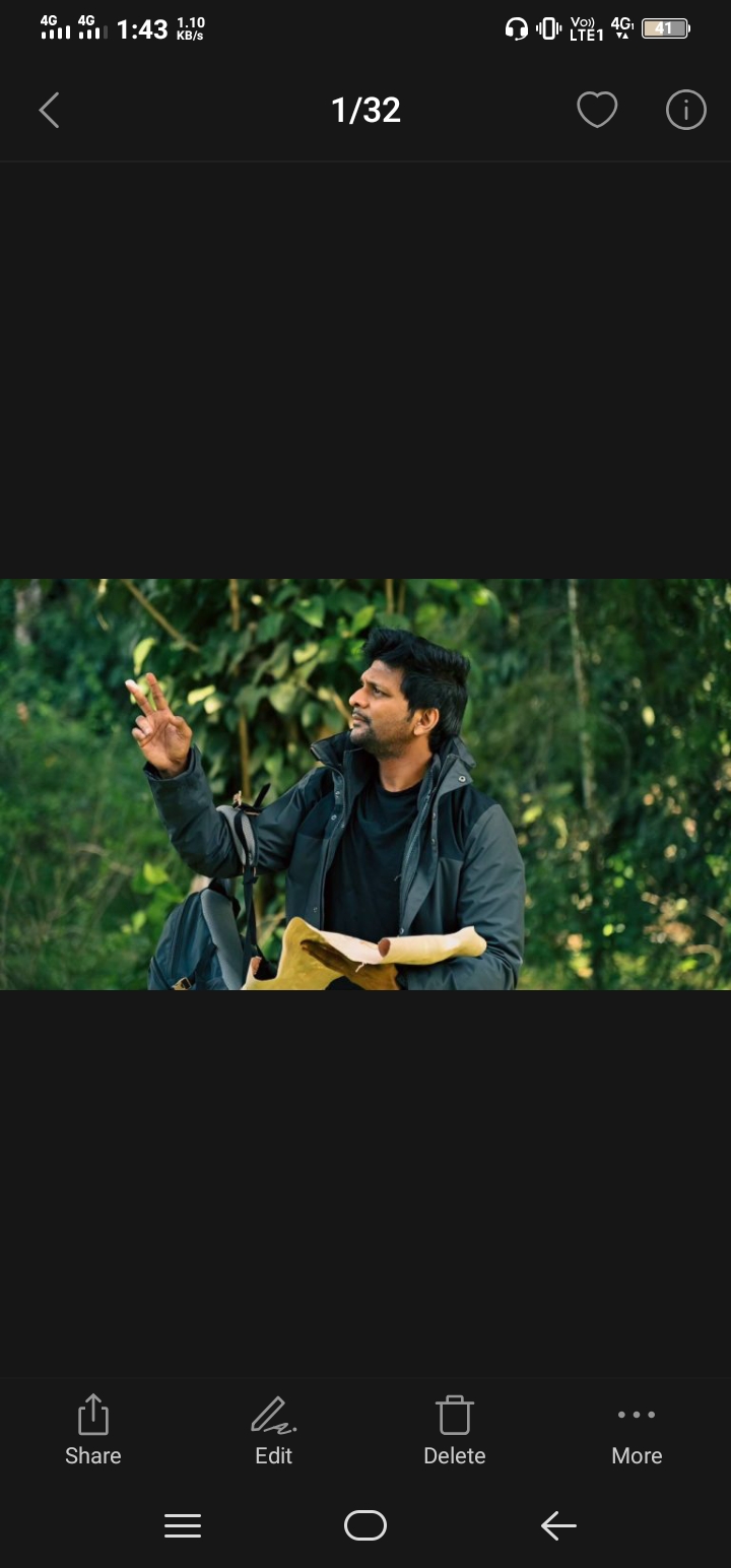 Photographer Movie Review